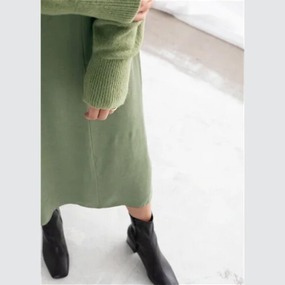 Other Stories Flowy Satin A-Line Midi Skirt Green pistachio Size 2 - Picture 4 of 10